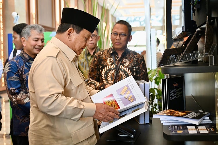 Presiden Prabowo Resmikan Bank Emas Pegadaian, Pertama di Indonesia