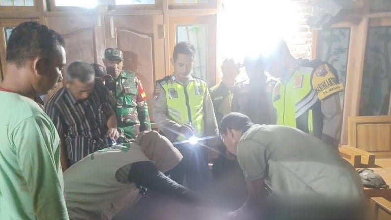 Tragis! Warga Bojonegoro Tewas Tersambar Petir di Sawah