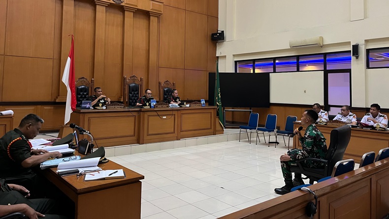 Tangis Oknum TNI AL Penembak Bos Rental Mobil Pecah, Sadar Kehilangan Ortu Menyakitkan