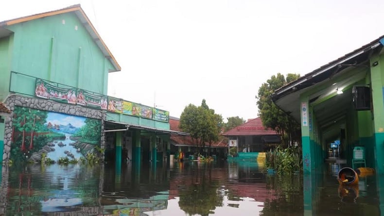 Air Sungai Cipeso Meluap, Ratusan Rumah di Kompleks GBI Bandung Terendam Banjir