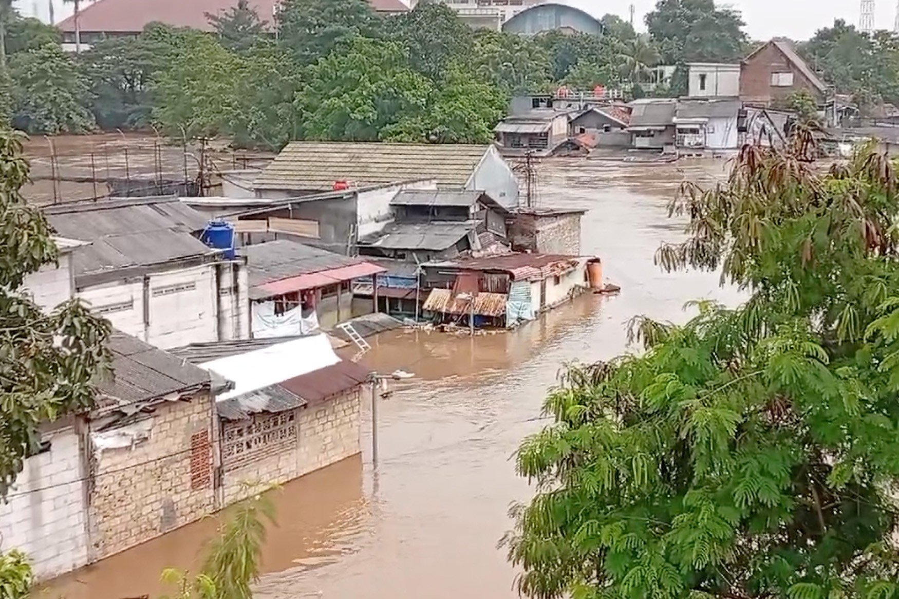 Jakarta Siaga 2 Banjir, BPBD bakal Gelar Operasi Modifikasi Cuaca Selama 5 Hari