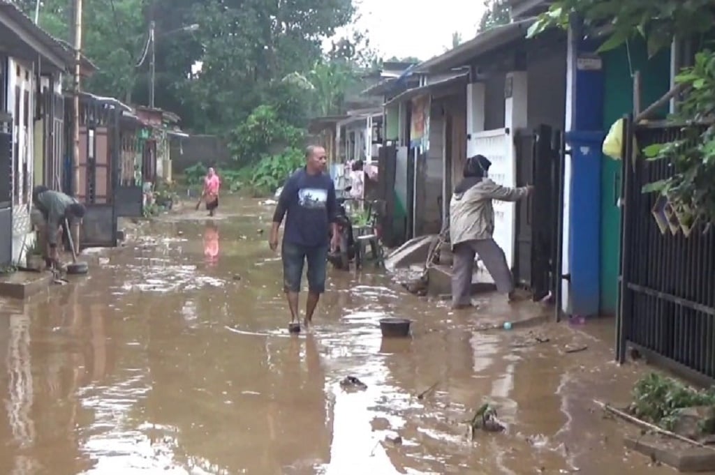 Banjir dan Longsor di Sukabumi, 1 Orang Tewas dan 5 Hilang