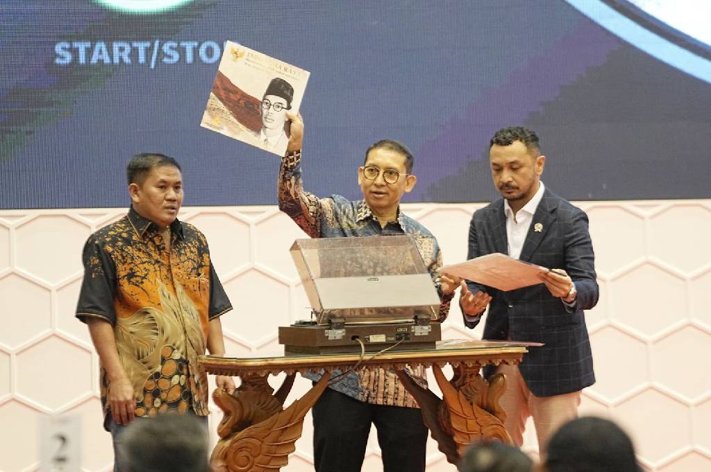 Viral Vinyl Indonesia Raya 8 Versi Rilisan Kementerian Kebudayaan, Ini Daftar Lagunya!