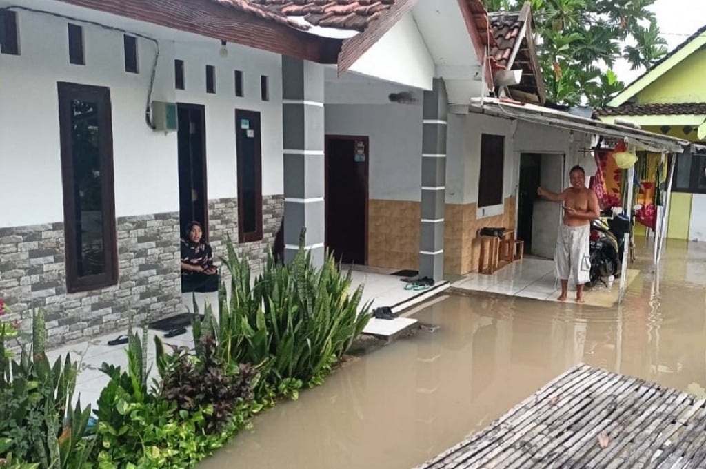 Banjir Setinggi 1,5 Meter Landa Probolinggo, 314 KK Terdampak dan 1 Orang Tewas