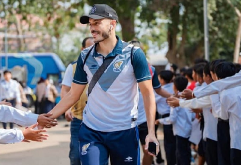 Si Anak Saleh asal Spanyol Bikin BRI Liga 1 Disorot Dunia