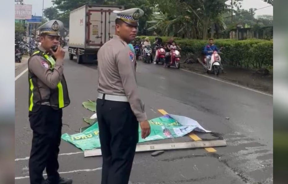 Kecelakaan Motor Tabrak Truk di Bojonegoro, Pelajar 16 Tahun Tewas