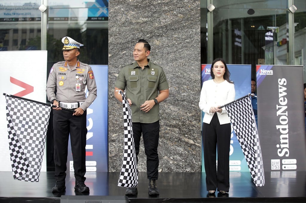 Angela Tanoesoedibjo Bersama AHY Lepas Tim Liputan Mudik iNews Media Group