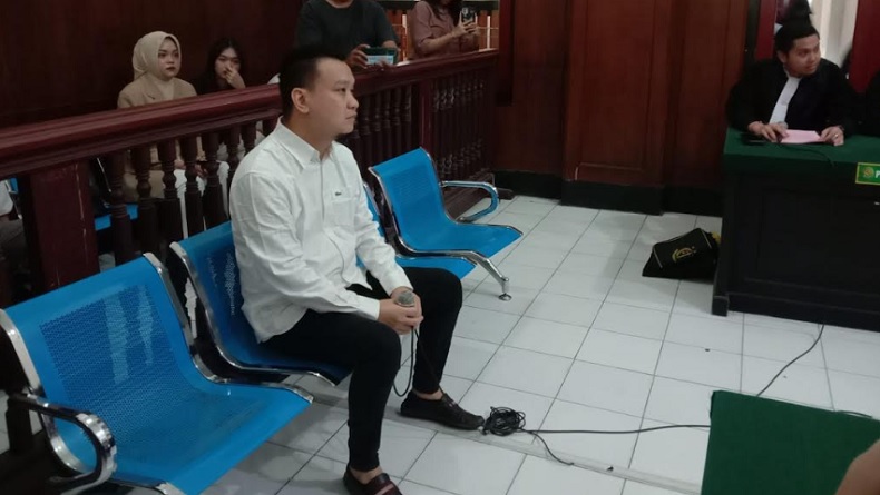 Ivan Dituntut 10 Bulan Penjara Kasus Perundungan Paksa Siswa Sujud dan Menggonggong