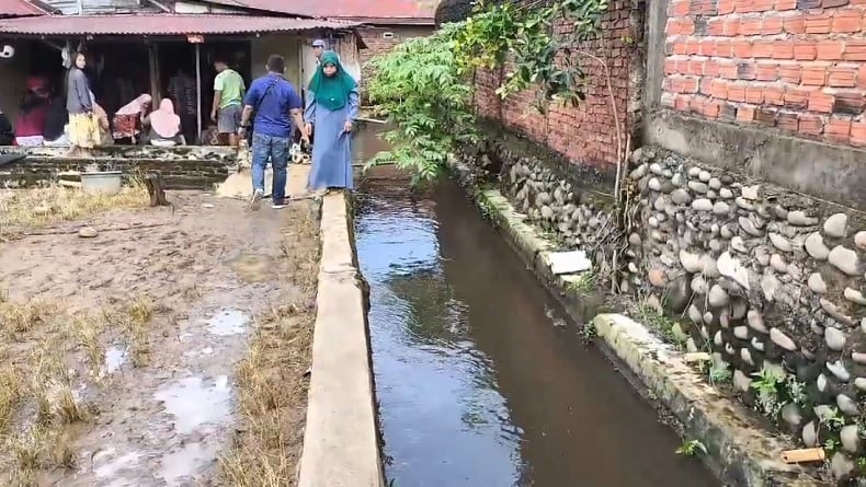 Ayah Tertidur, Balita di Bengkulu Merangkak ke Saluran Air Ditemukan Tewas Terseret Arus