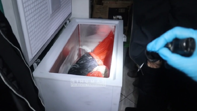 Sadis, Pria di Tangerang Mutilasi Sepupu Jadi 8 Bagian Gunakan Gergaji Besi Disimpan di Freezer