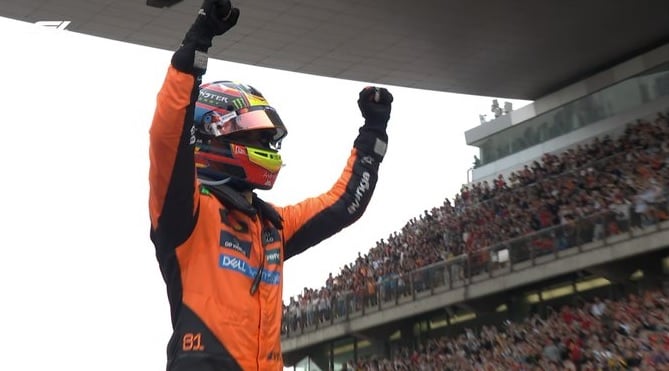 Oscar Piastri Juara F1 GP China 2025, McLaren Menggila