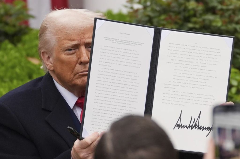Marah Besar! Trump Tambah Tarif untuk China 50% Lagi, kecuali...