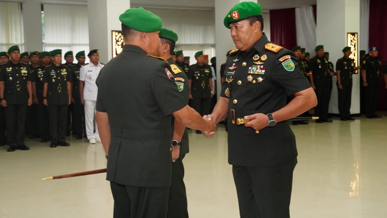 Sertijab, Brigjen Tagor Rio Pasaribu Resmi Jabat Danrem 172/PWY