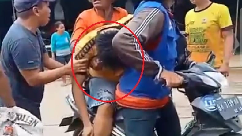 2 Terduga Preman Berkelahi dengan Pedagang Pempek di Jambi, 1 Tewas Ditikam