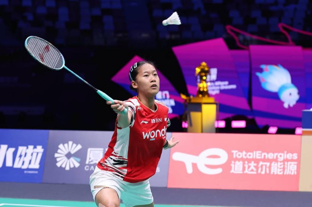 Hasil Piala Sudirman 2025: Putri KW Tumbangkan Chochuwong, Indonesia Samakan Kedudukan 1-1 Lawan Thailand