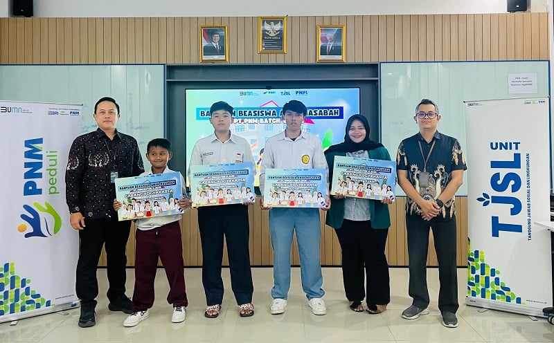 Wujudkan Masa Depan Cerah, PNM Salurkan Beasiswa Pendidikan bagi 2.800 Anak Nasabah