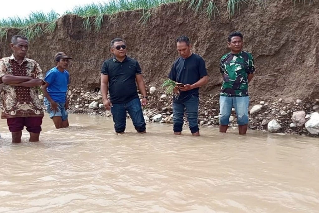 Legislator Partai Perindo Kupang Salomiel Arnius Buraen Soroti Dampak Abrasi di Sumlili, Cari Solusi untuk Petani