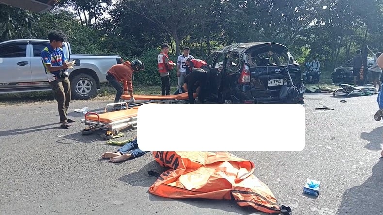 Avanza Rombongan Mahasiswa UIN Kecelakaan di Tanah Laut, 3 Orang Tewas Terlempar