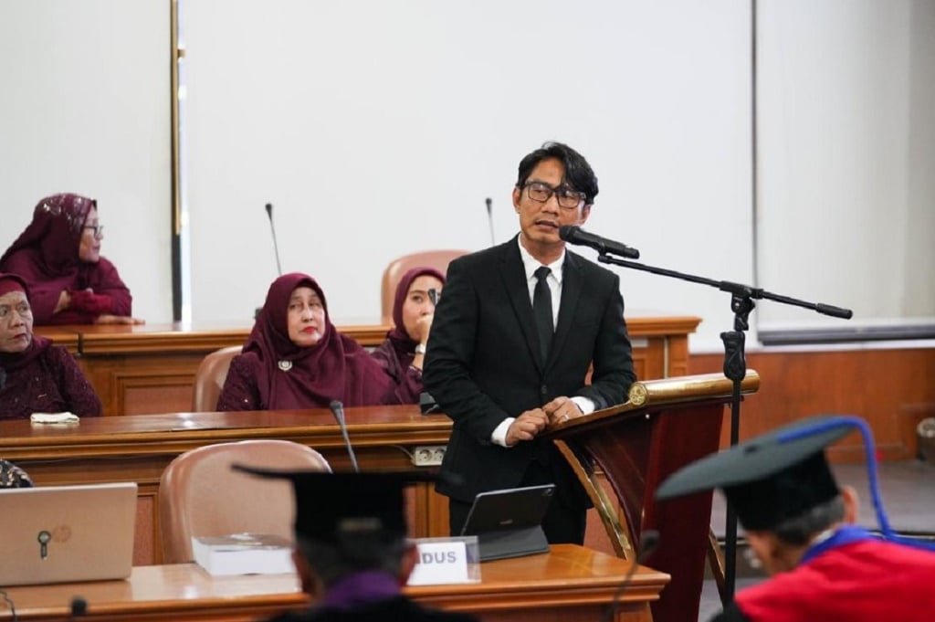 Kisah Inspiratif Irsan Muliadi, Mantan Kuli Raih Doktor Predikat Cumlaude Pertama di USU
