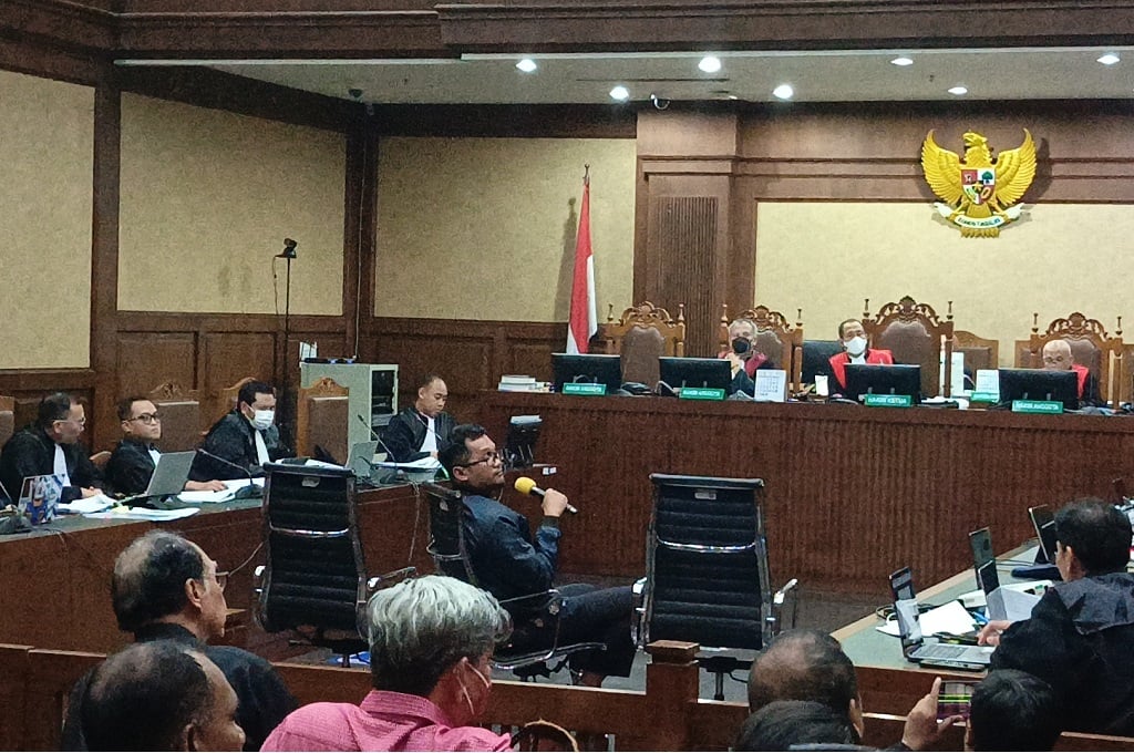 Penyidik KPK Ungkap Hasto Talangi Suap Harun Masiku Rp400 Juta, Ada Buktinya