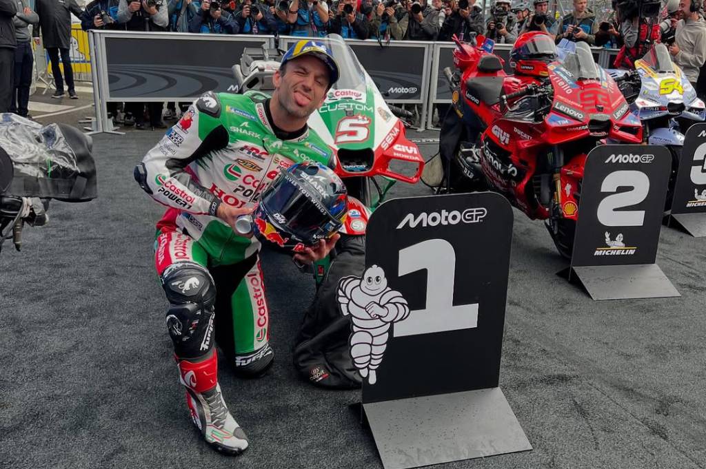 Penuh Haru, Zarco Juara MotoGP Prancis di Hadapan Ibunya untuk Pertama Kali dalam 17 Tahun