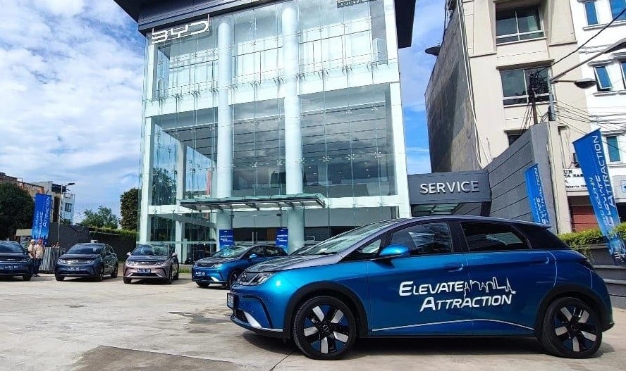 BYD Segara Lakukan Investigasi Terkait Mobil Keluarkan Asap Pekat