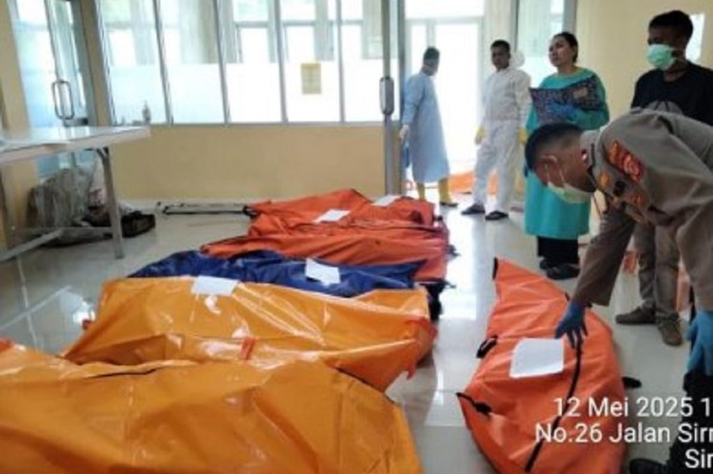 Tangis Histeris Keluarga Korban Ledakan Amunisi TNI di Garut, Kakak Adik Tewas