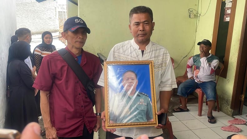 Kakak Mayor CPL Anda Rohanda Sempat Tak Percaya Dikabarkan Adiknya Tewas saat Ledakan di Garut