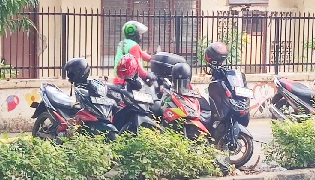 Cara Mengatasi Knalpot Motor Keluar Asap Tanpa Bongkar Mesin