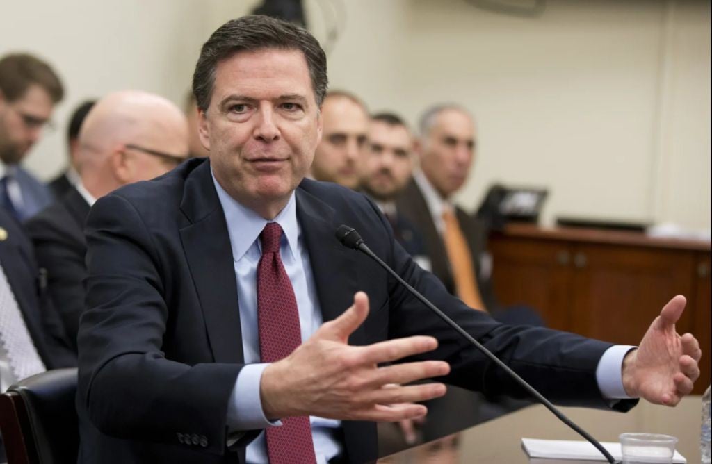 Nah! Mantan Direktur FBI James Comey Dituduh Serukan Bunuh Trump