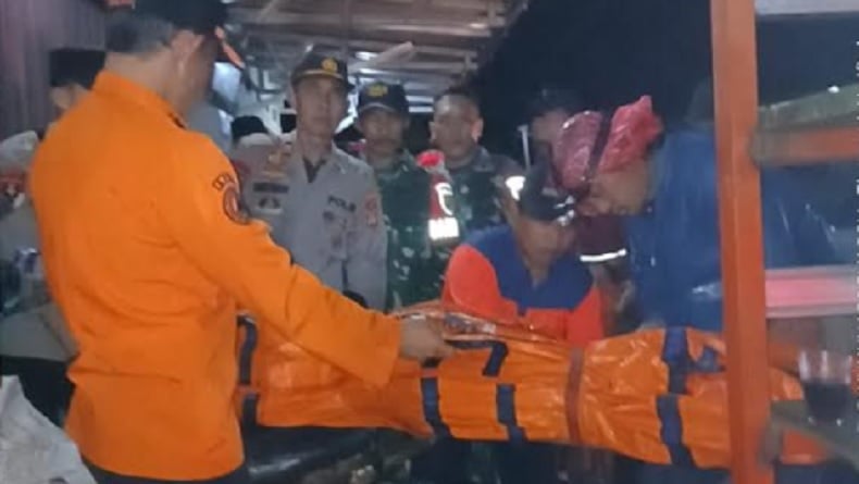 Ditemukan Tewas, Jenazah Pendaki Gunung Pesagi Lampung Dievakuasi ke RSUD Alimuddin Umar