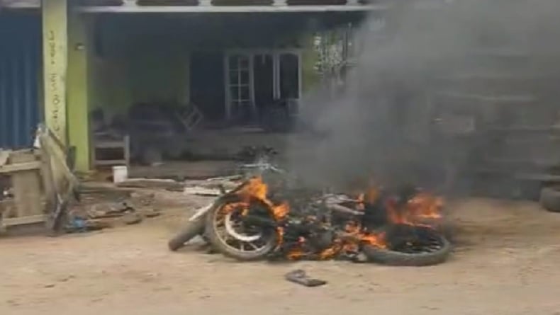 Kerusuhan di Lampung Tengah Dipicu Penusukan Maut Diduga oleh Keluarga Lurah di Pasar