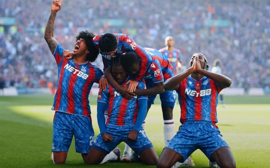 Kejutan! Crystal Palace Juara Piala FA usai Bungkam Man City