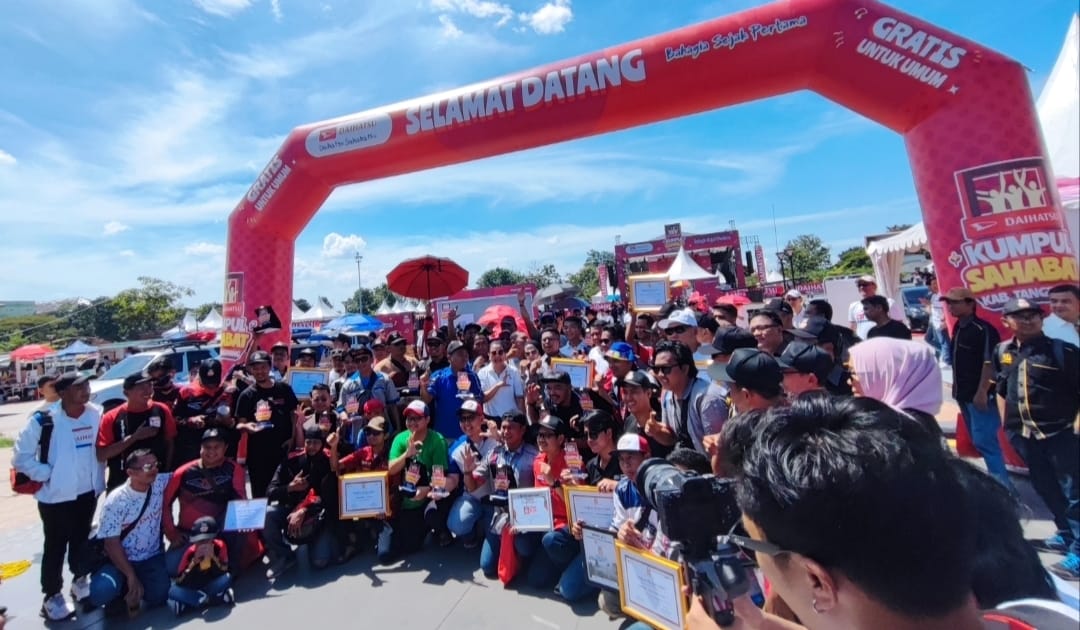 Kumpul Komunitas Mobil Daihatsu, Gubernur Banten Cerita Mobil Pertamanya Luxio