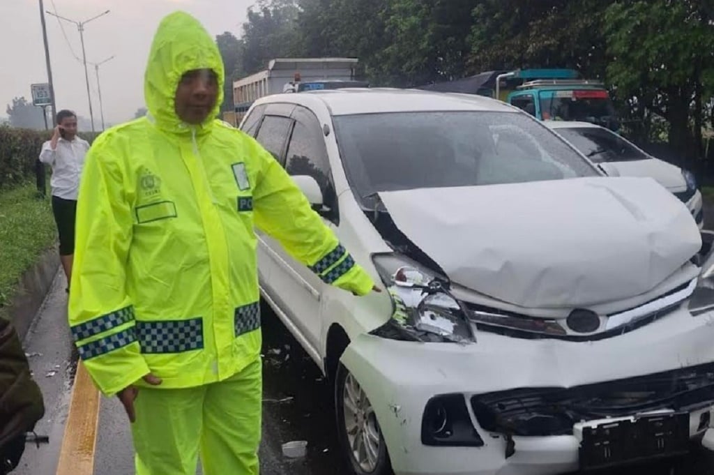 Daftar 5 Kendaraan Terlibat Kecelakaan Beruntun di Tol Padaleunyi, Semua Mobil Pribadi