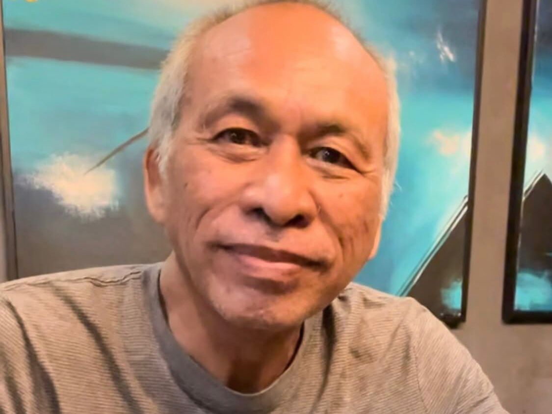 Darius Sinathrya Berduka, Sang Ayah Meninggal Dunia 