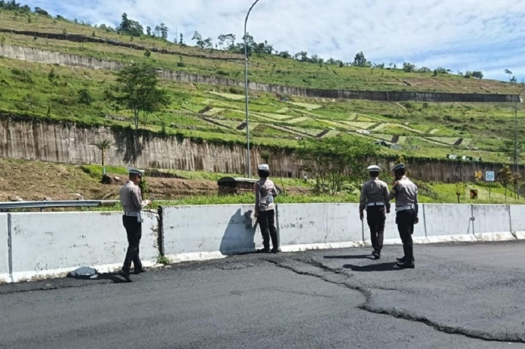Pergerakan Tanah di Tol Cisumdawu, 60 Rumah Warga di Sumedang Terancam Longsor