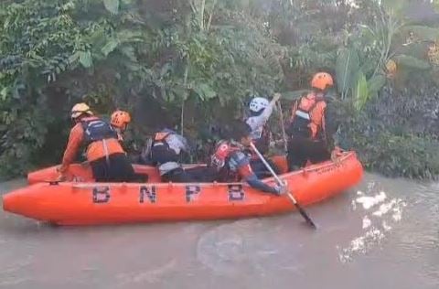 Hilang Terseret Arus, Balita Kakak Adik Ditemukan Tewas di Sungai Wala Sidrap
