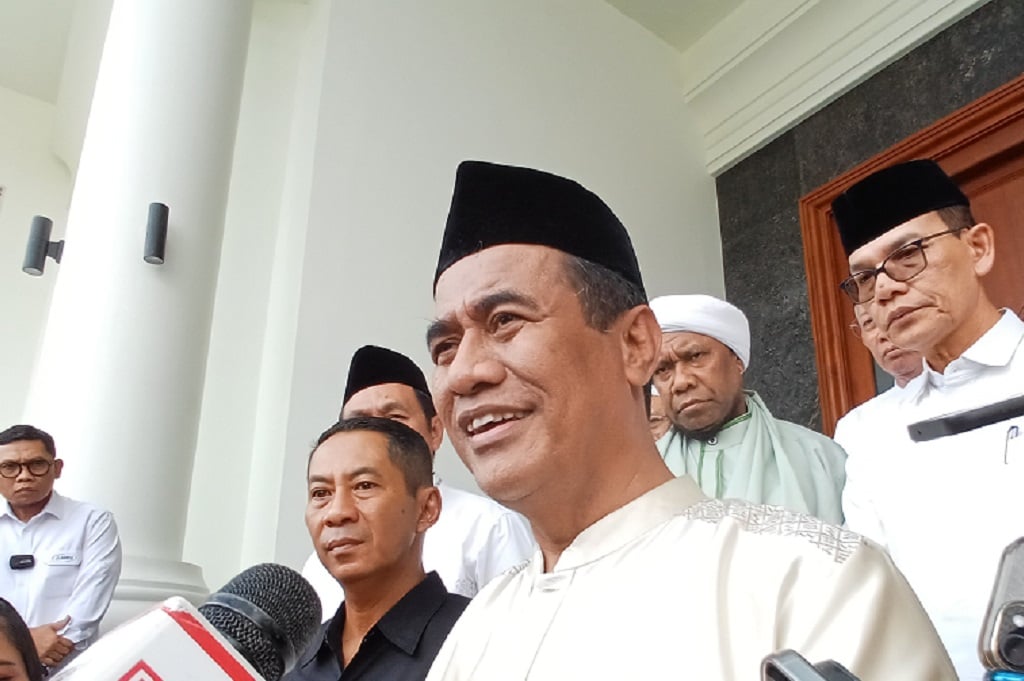 Stok Beras RI Tembus 4 Juta Ton, Mentan Gelar Syukuran bareng Anak Yatim
