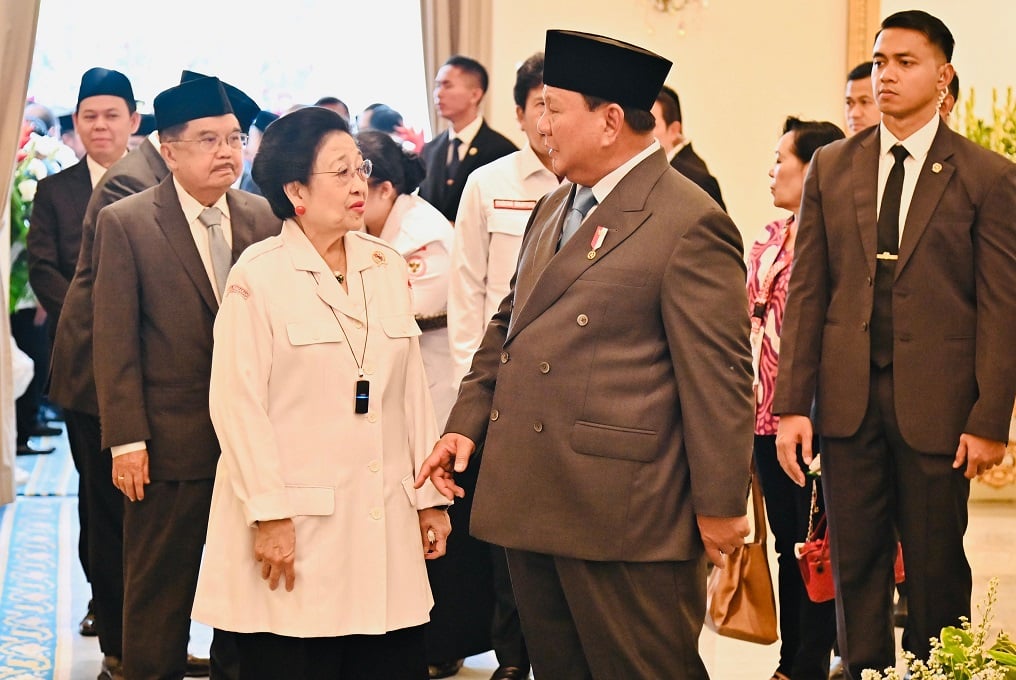 Prabowo Akrab Ngobrol dengan Megawati di Gedung Pancasila, Bahas Kue hingga Kopi