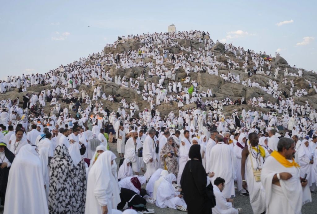 Ingat! Jemaah Haji Diminta Tak Keluar Tenda saat Wukuf Arafah Pukul 10.00-16.00