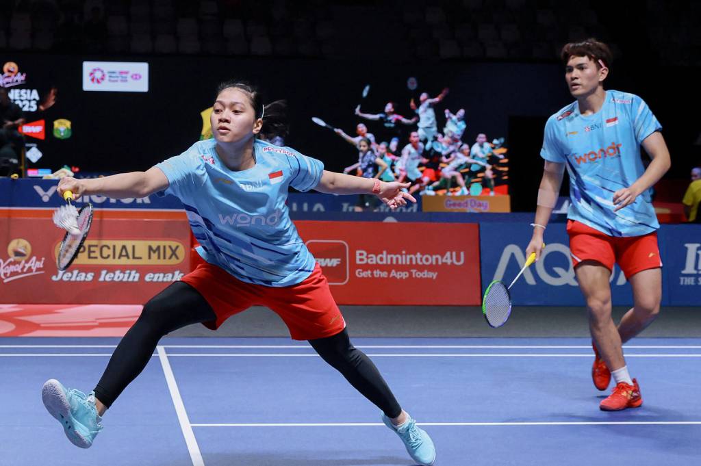 Hasil Indonesia Open 2025: Adnan/Indah Hancurkan Wakil Singapura di 16 Besar