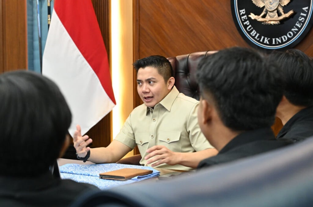 Seskab Teddy soal Tambang Nikel Diduga Rusak Raja Ampat: Segera Kita Selesaikan