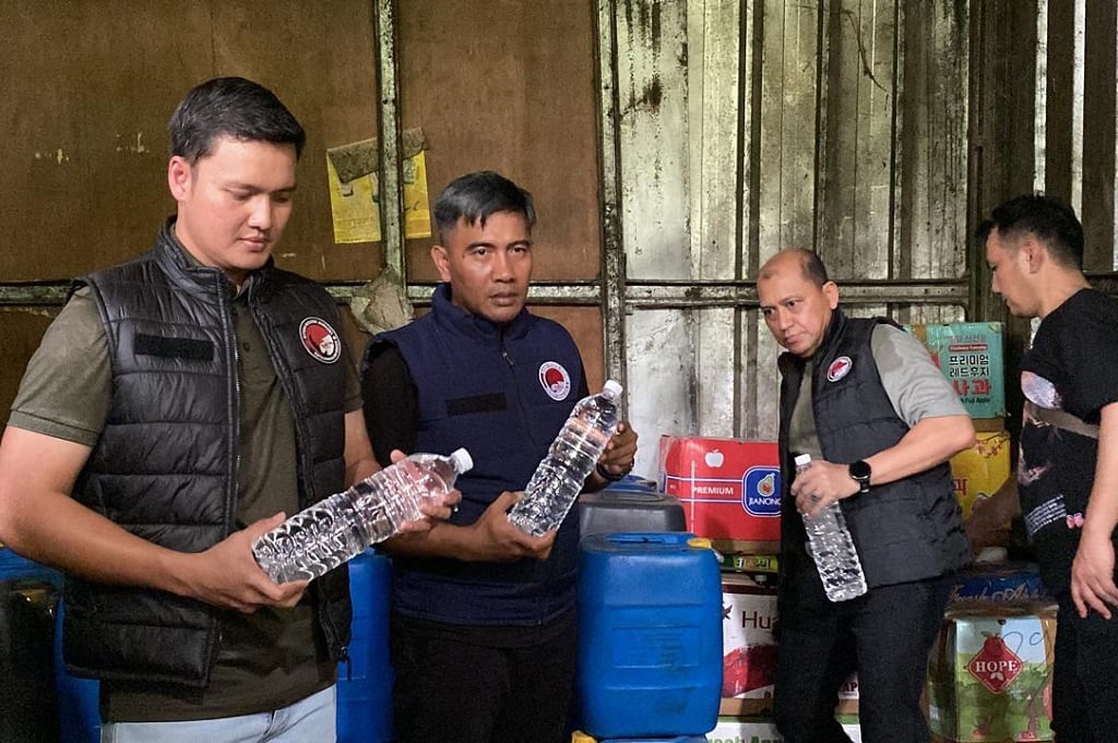 Gudang Ciu Oplosan Digerebek di Bogor, Sehari Raup Untung Rp6 Juta
