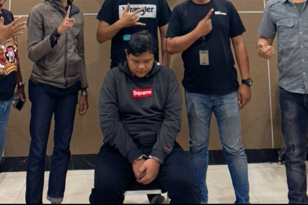 Tampang Pelaku Begal Payudara di Lebak Bulus yang Viral, Tertunduk saat Ditangkap