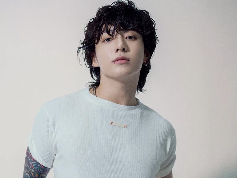 Barbar! Fans BTS Coba Bobol Rumah Jungkook, Endingnya Ngenes