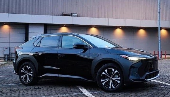 Aki Bermasalah, Pemilik Mobil Listrik Toyota bZ4X Gugat ke Pengadilan