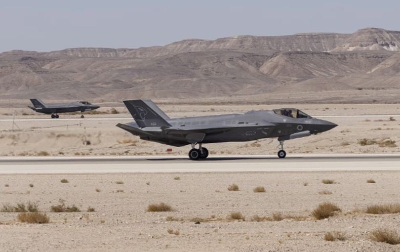 Iran Dilaporkan Tembak Jatuh 2 Jet Tempur F-35 Israel