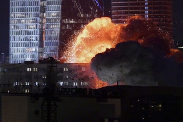 Iran Serang Balik, Israel Laporkan Kematian Pertama 