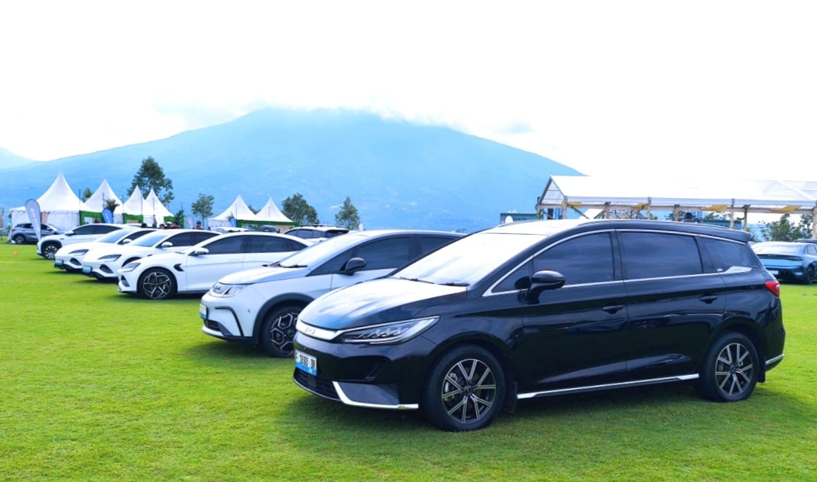 Setahun Mengaspal di Indonesia, Penjualan BYD M6 Tembus Lebih dari 10.000 Unit
